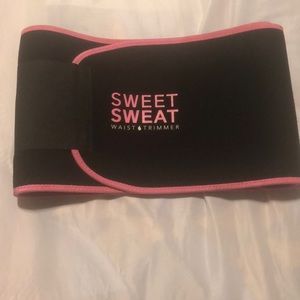 Sweet sweat waist trimmer 💦